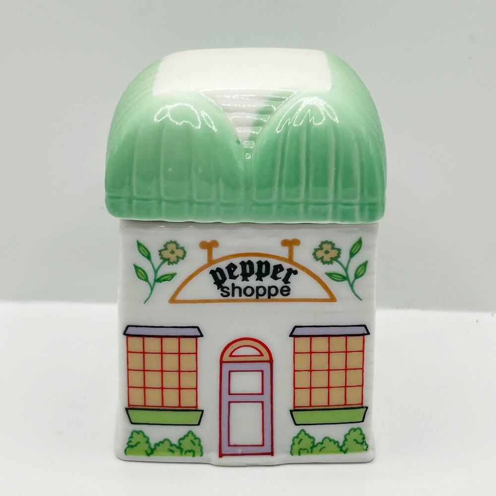 EPI International 1990 Spice Market Collection Pepper Porcelain Spice Jar VNTG